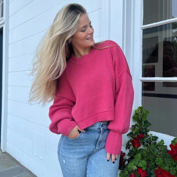 FREE PEOPLE Easy Street Crop Sweater in Hot Pink S - Picture 1 of 6